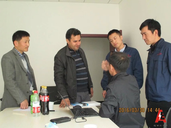 巴基斯坦方代表及中鋼總工(gōng)莅臨歐瑞特電(diàn)氣考察指導 巴基斯坦方代表及中鋼總工(gōng)莅臨歐瑞特電(diàn)氣考察指導